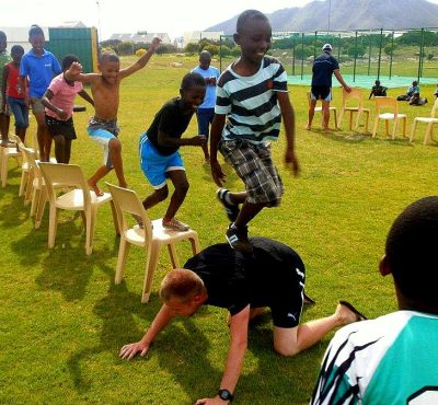 Freiwliigenarbeit-und-Freiwilligen-Projekte-in-Kapstadt-und-Sudafrika-Sports-Camp-8.jpg